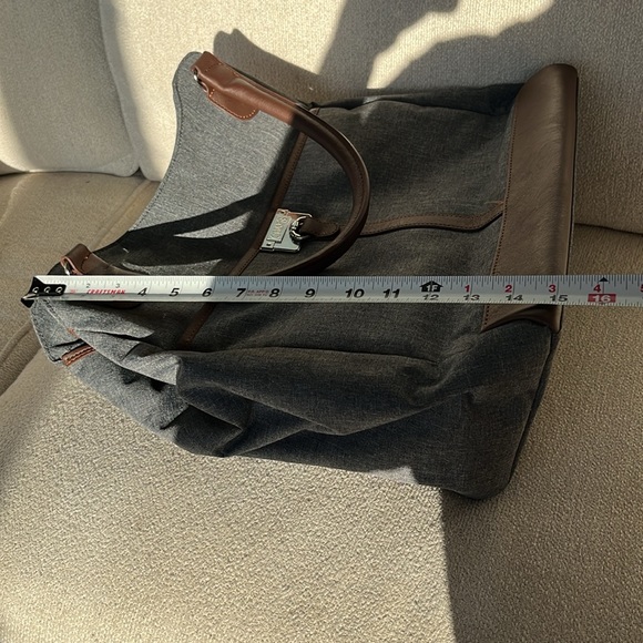 Chaps gray tote bag. - Picture 9 of 11